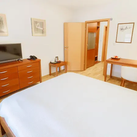 Pri Zabarju Pensionat Ljubljana