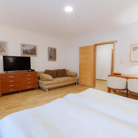 Gostinjska kuća Pri Zabarju