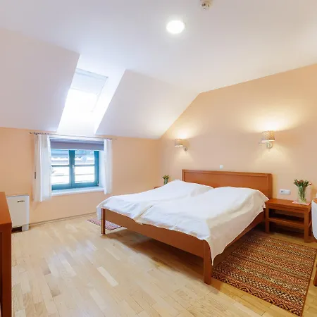 Pri Zabarju Gostinjska kuća