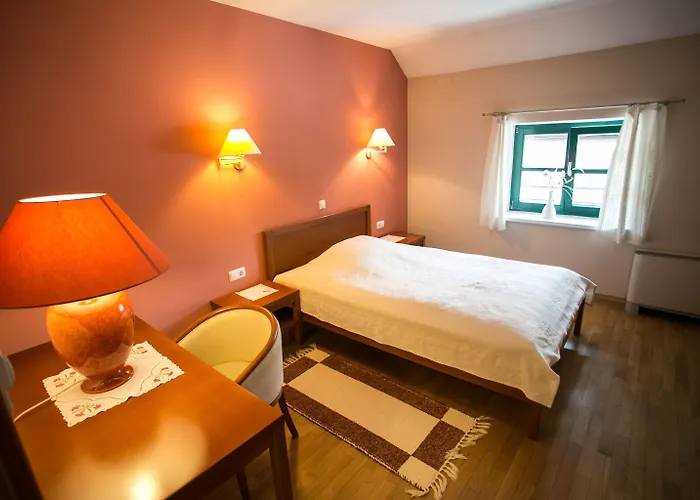 Pri Zabarju Maison d'hôtes 3*